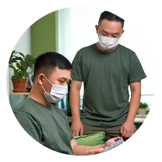 خدمات آزمایشگاهی و نمونه‌گیری در منزل